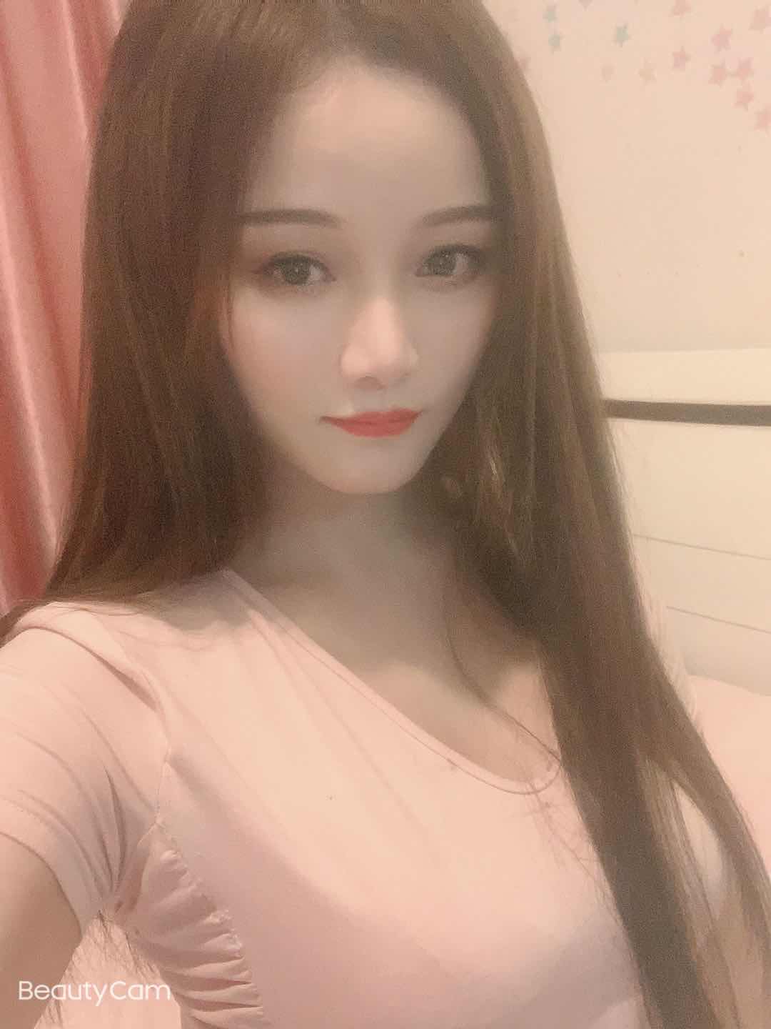 杨浦黄发大奶妹